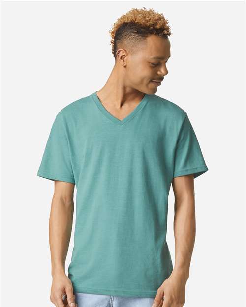 2006CVC - Unisex CVC V-Neck Tee